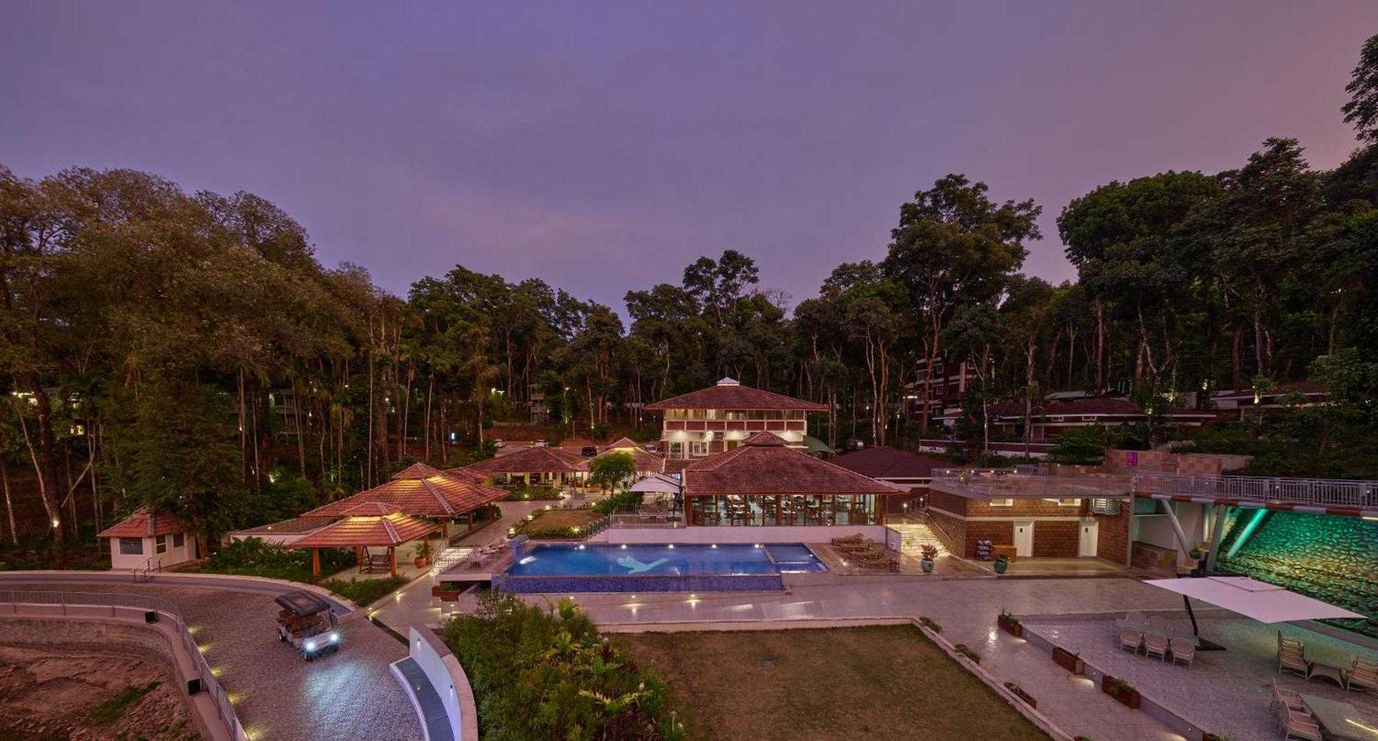 Regenta Hotel 5*